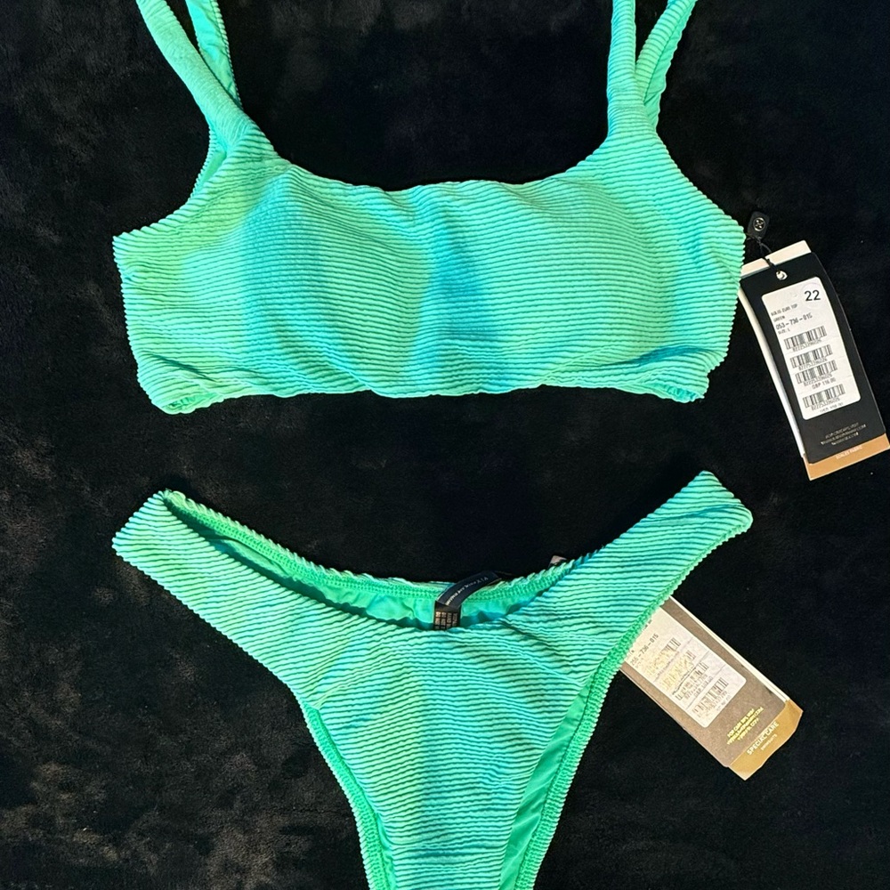 VIX - Green Textured Bikini Set